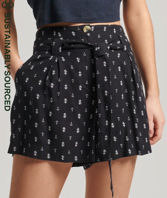 Superdry Women's Vintage Paperbag Printed Shorts Black / Black Geo