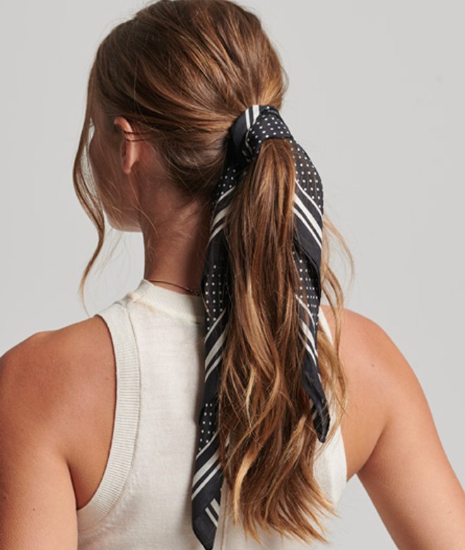 Vierkante Zijden Sjaal met Print