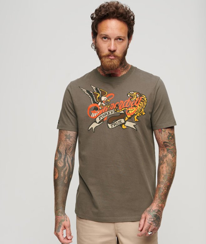 Herren T-shirt mit Tattoo-schriftzug und Grafik - Größe: L - Superdry - Modalova