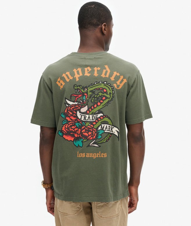 Herren Locker Geschnittenes T-shirt mit Tattoo-grafik auf der Rückseite - Größe: M - Superdry - Modalova