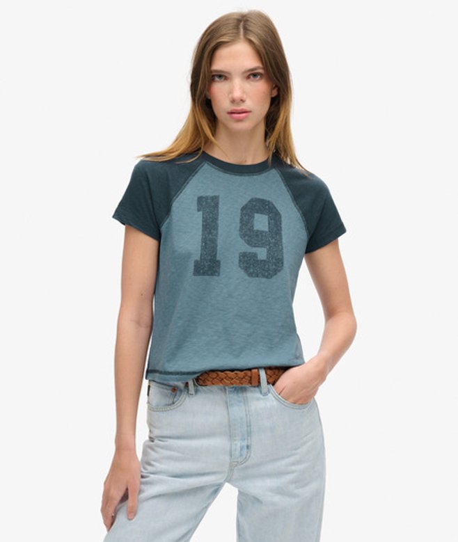 Damen Figurbetontes Athletic Essentials T-shirt mit Raglanärmeln - Größe: 44 - Superdry - Modalova