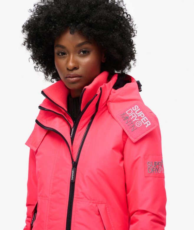 Superdry Women's Hooded Mountain Windbreaker Jacket Pink / Hyper Fire Pink