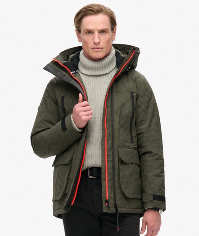 Veste Ripstop Ultimate Windbreaker Taille: M - Superdry - Modalova