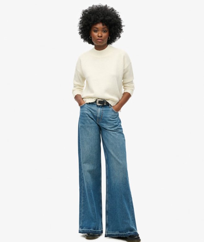 Jeans met Uitlopende Pijpen en Onafgewerkte Zoom Blauw Grootte: 26/30 afbeelding