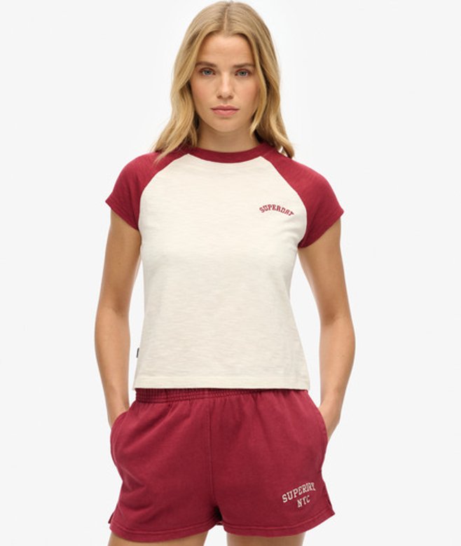 Essential Logo T-shirt van Biologisch Katoen met Raglanmouwen Rood Grootte: 36 afbeelding