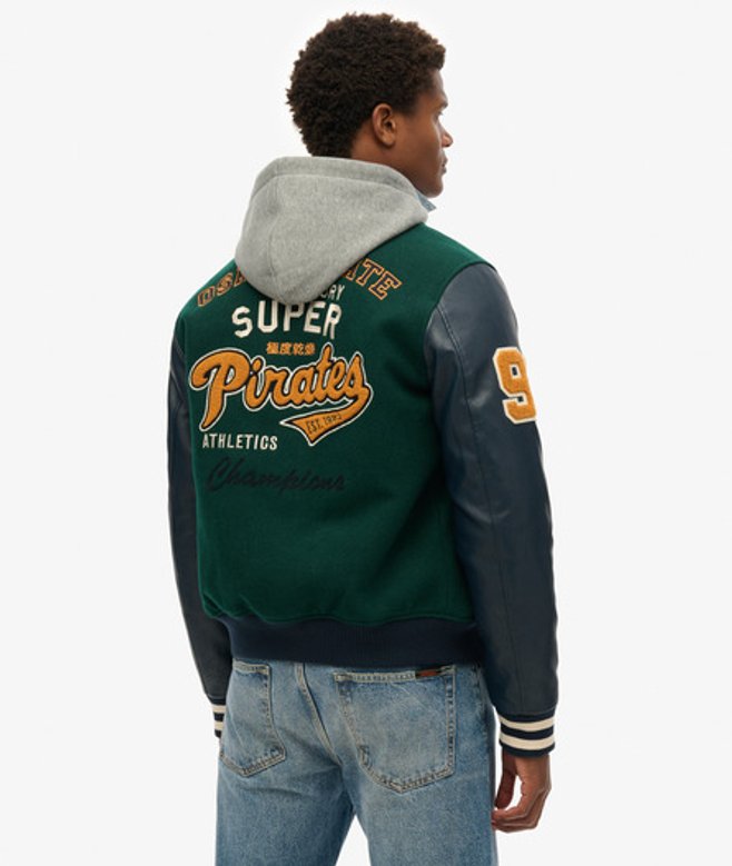 Bomber à Capuche et écusson College Taille: S - Superdry - Modalova