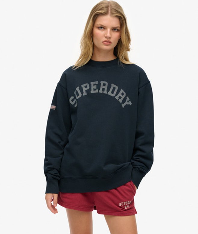 Women's Athletic Essentials Slouchy Crew Sweatshirt / Eclipse - Size: 14 - Superdry - Modalova