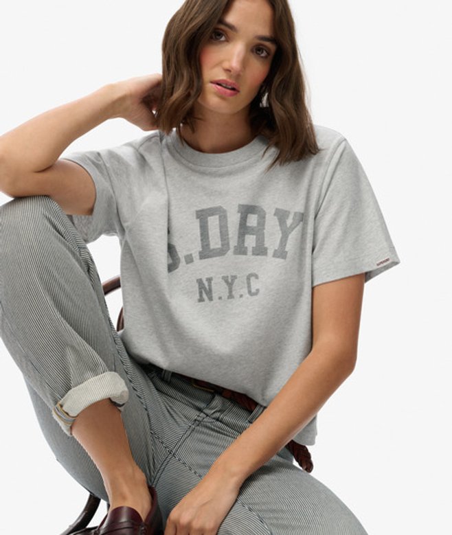 T-shirt Ample Athletic Essentials Taille: 36 - Superdry - Modalova