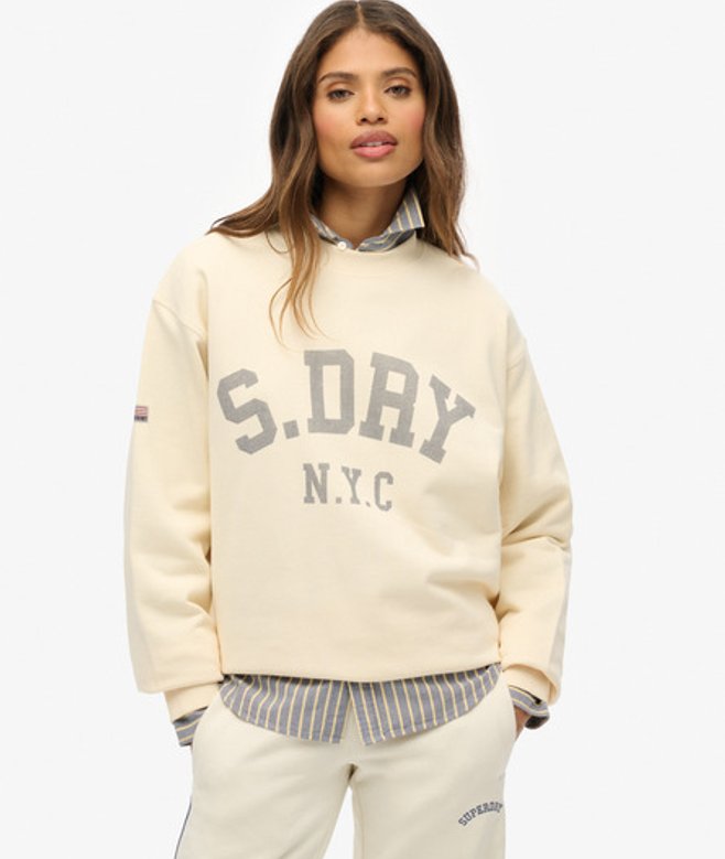 Superdry Women's Athletic Essentials Slouchy Crew Sweatshirt White / Desert Bone Off White