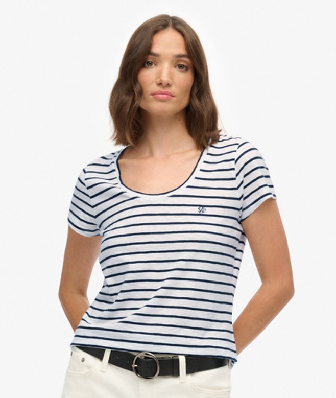 Studios T-shirt met Laag Uitgesneden Ronde Hals White Grootte: 44 afbeelding