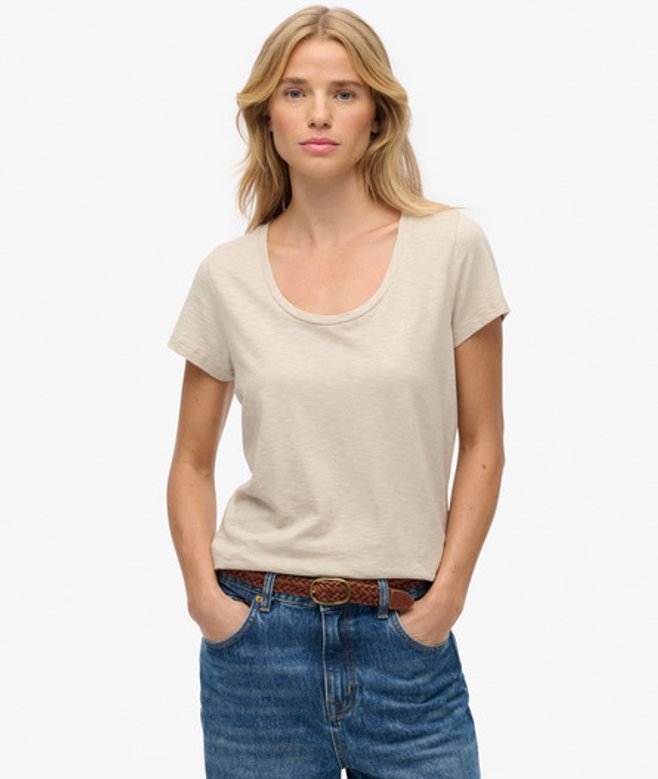 Studios T-shirt met Laag Uitgesneden Ronde Hals