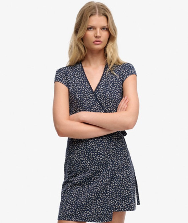 Athletic Essential Wrap Jurk