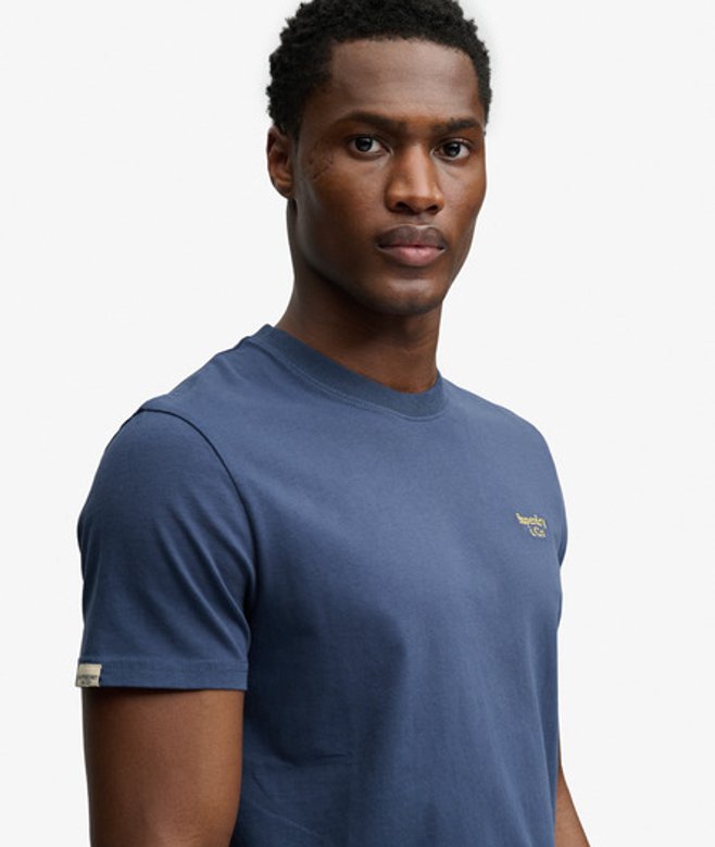 Essential Serif Logo T-shirt Slanke Pasvorm