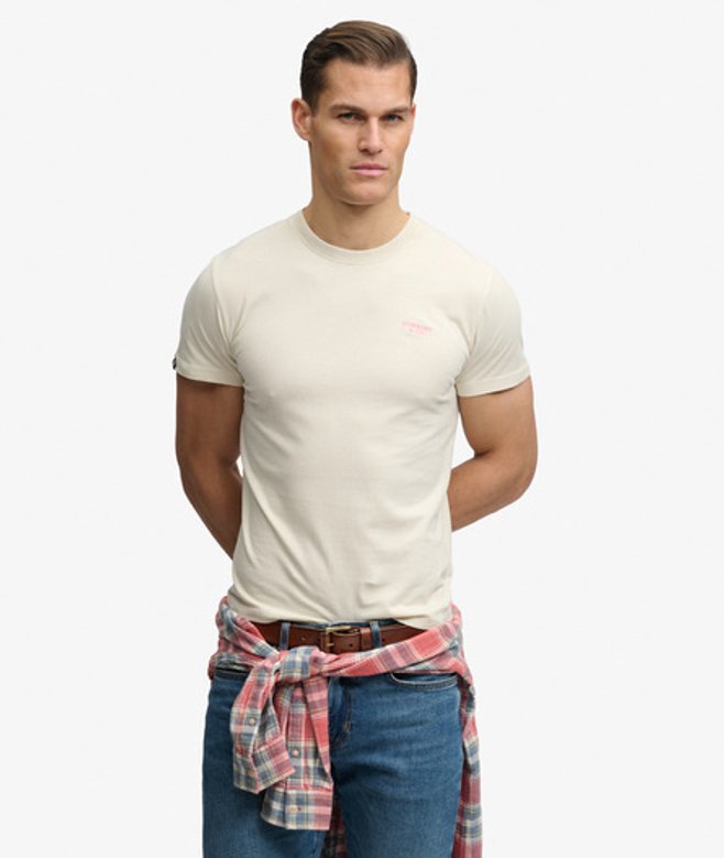 Essential Gestapeld Logo Geborduurde T-shirt