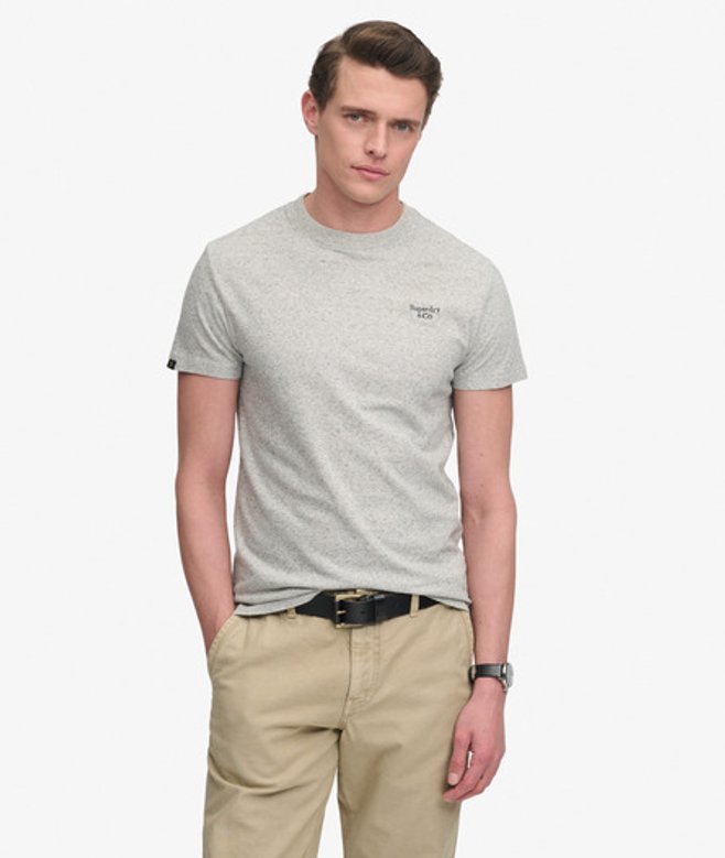 Essential Serif Logo Geborduurde T-shirt