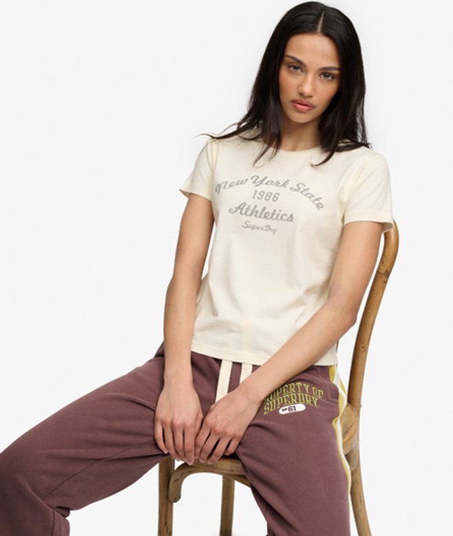 Athletic Essentials Aansluitend T-shirt met Print
