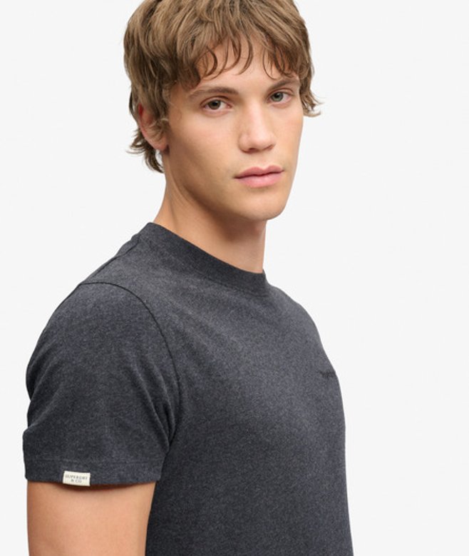 Essential Company Logo Geborduurd T-shirt