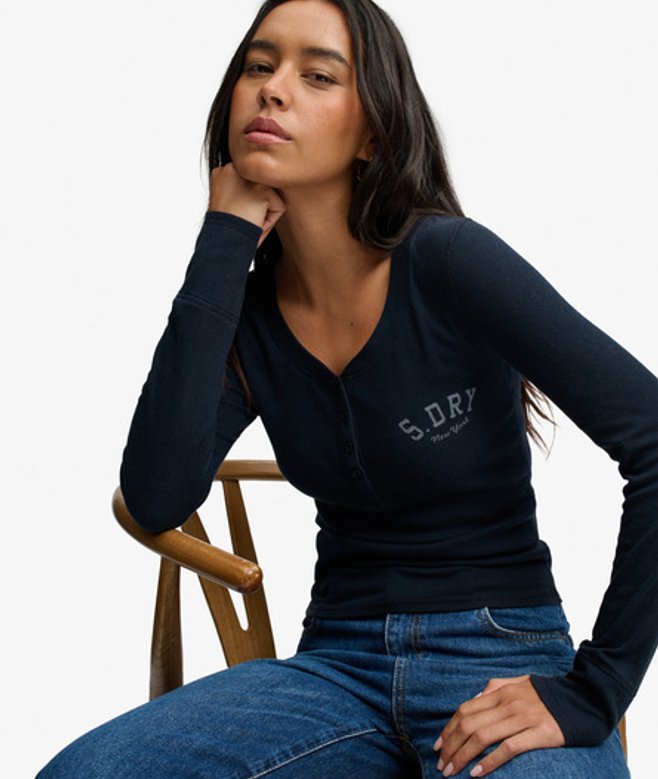 Athletic Button Down Longsleeve Top