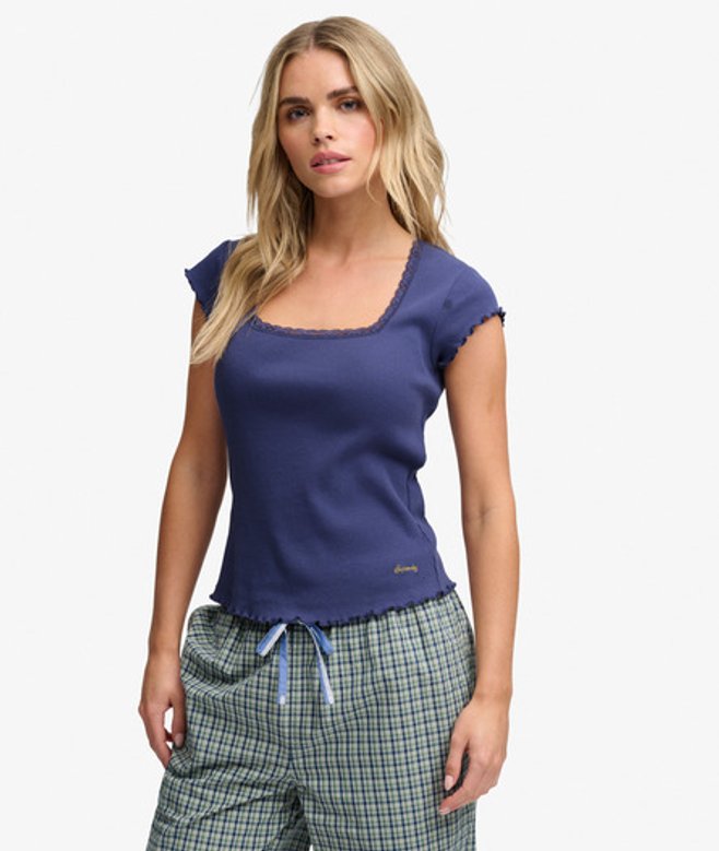 Essential T-shirt met Vierkante Hals Slanke Pasvorm