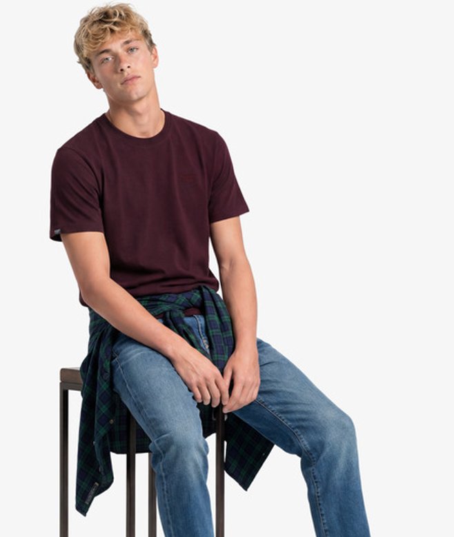 Essential Serif Logo T-shirt Slanke Pasvorm
