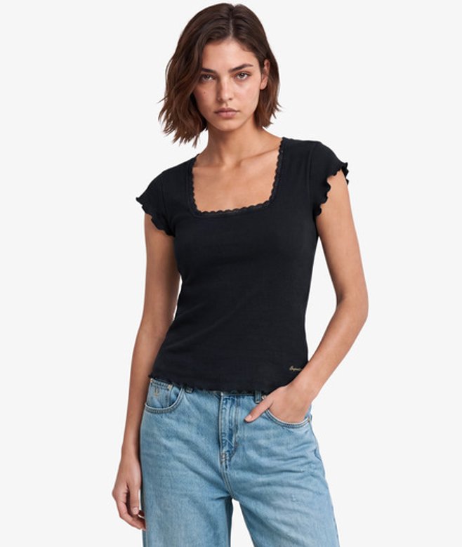 Essential T-shirt met Vierkante Hals Slanke Pasvorm