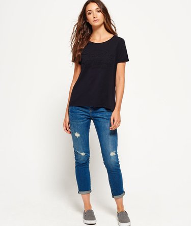 Vintage Logo Embossed Boyfriend T-Shirt Image 3