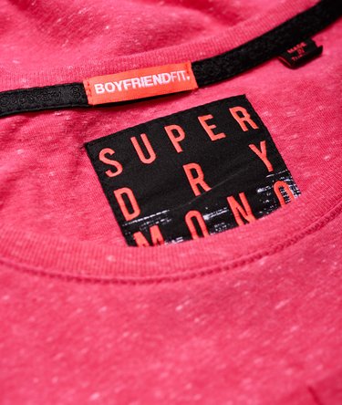 Osaka Embossed Bright Boyfriend T-shirt Image 6