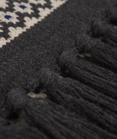 Fairisle Scarf Image 4