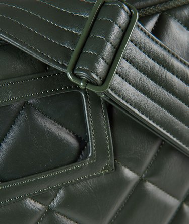 Flock Alumni Bag Image 6