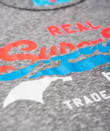Vintage Logo Splice T-Shirt Image 8