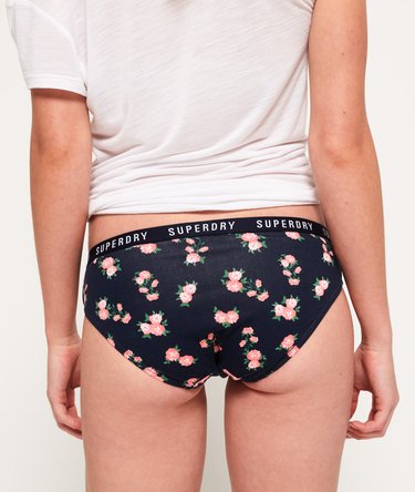 College Briefs Image 3