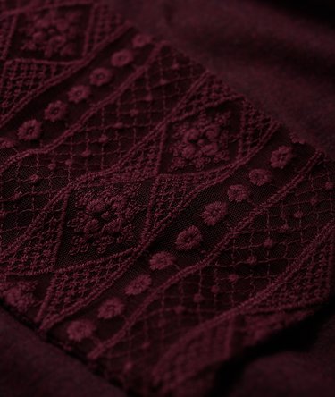 Geborduurde top met raglanmouwen Image 8