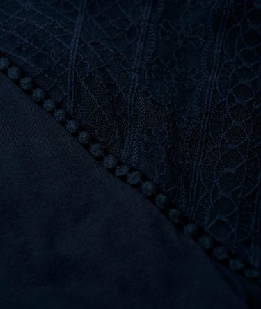 Embroidered Raglan T-shirt Image 7