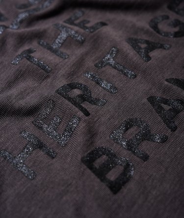 Naoki Graphic T-shirt Image 7