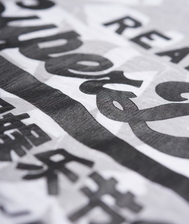 Vintage Logo Etoile T-Shirt mit durchgehendem Print Image 7