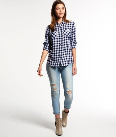 Super Classic Boyfriend Shirt Image 3