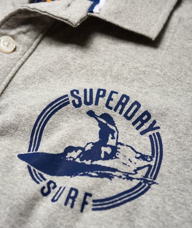 Polo a righe Cali Surf con stampa sul petto Image 8