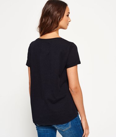 Vintage Logo Embossed Boyfriend T-Shirt Image 4