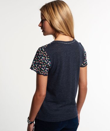 Super Sewn Print Lace T-shirt Image 4