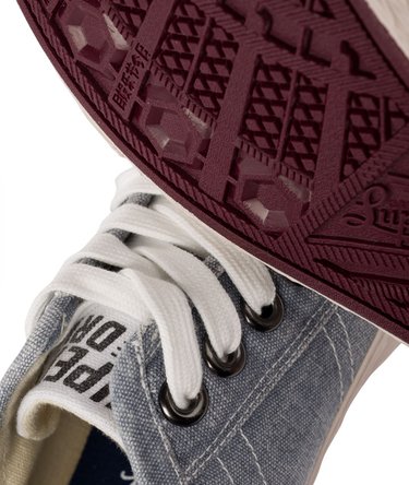 Vintage Series Lo Tops Image 2