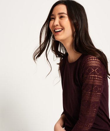 Geborduurde top met raglanmouwen Image 1