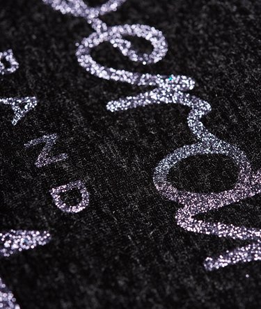 Dunloe Long Sleeve Graphic Top Image 7