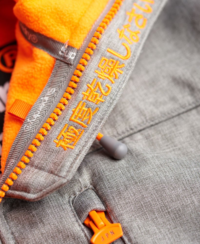 Superdry Windtrekker ジャケット XXL グレー/オレンジ UK Large Superdry Original Windtrekker Coat | Depop