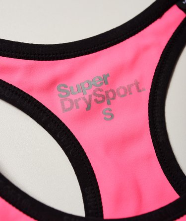 Brassière de sport à imprimé graphique Essentials Image 6