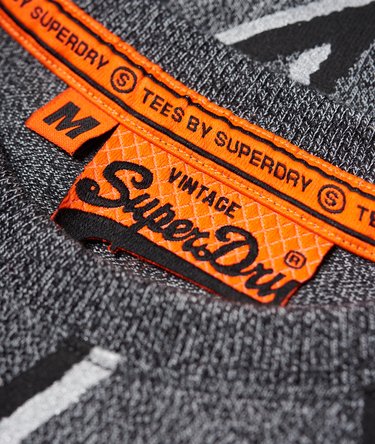 Kauttaaltaan kuvioitu Superdry Crew -T-paita Image 6
