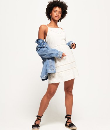 Robe Schiffli Lilah Image 2