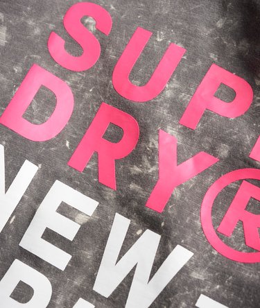 Surplus Goods Longline Graphic T-Shirt Image 7