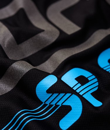 Ultra Vertical T-shirt Image 7