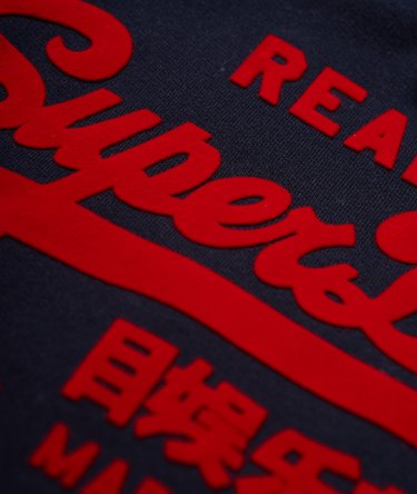 Vintage Logo Hoodie mit geflockter Logoprägung Image 8