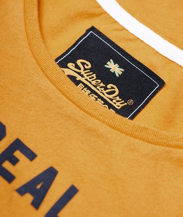T-shirt Applique Vintage Logo Mock Image 6